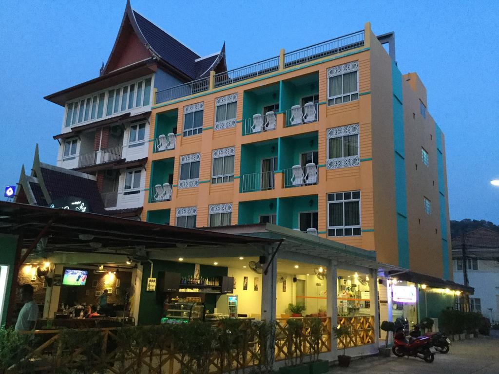 The Yim Siam Hotel Patong Eksteriør bilde