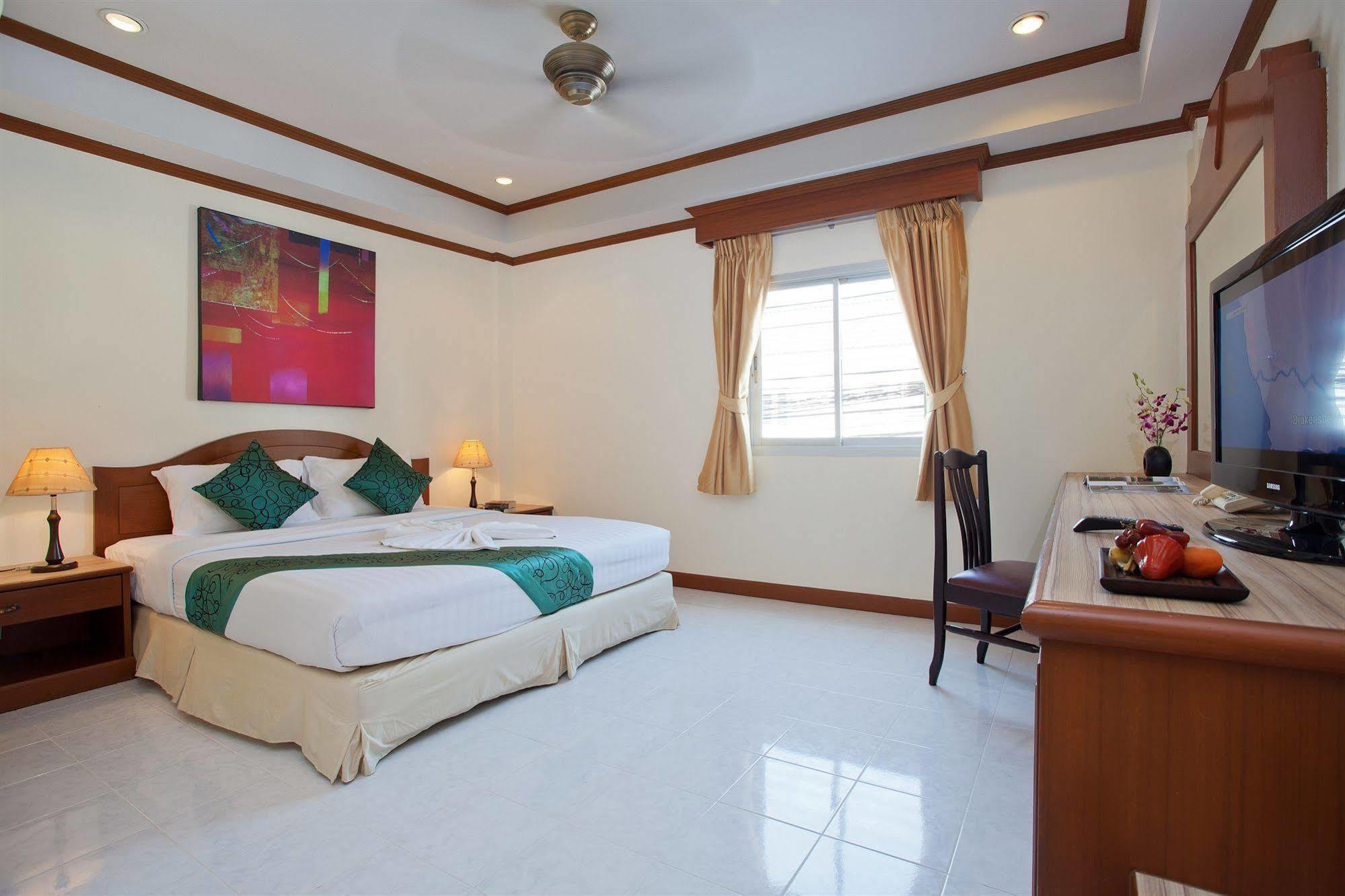 The Yim Siam Hotel Patong Eksteriør bilde