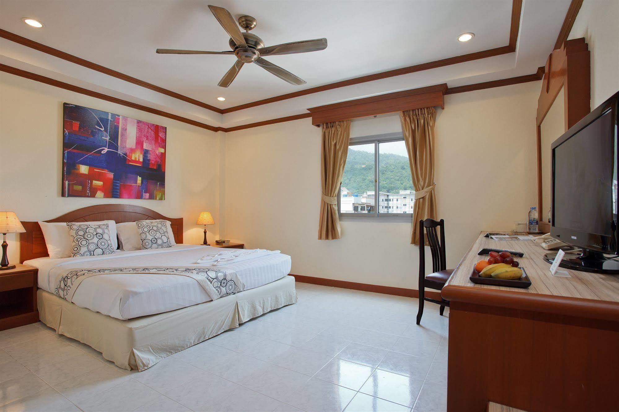 The Yim Siam Hotel Patong Eksteriør bilde